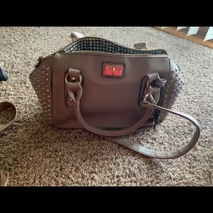 Wilson’s leather purse
